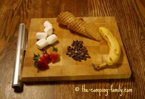 ingredients for campfire cones